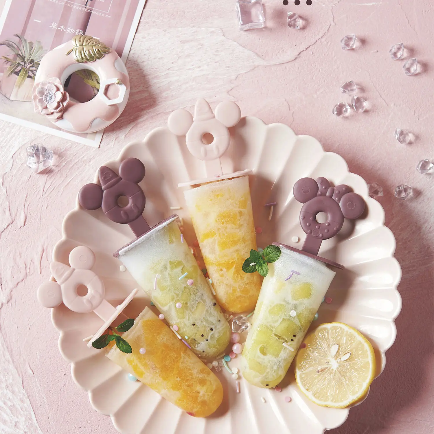 Plastic Strawbwer Circular Standing Pop Frozen Pack Filling Baby Cube Lolly Moulds Moulding Popsicle Tray Molds For Ice Cream