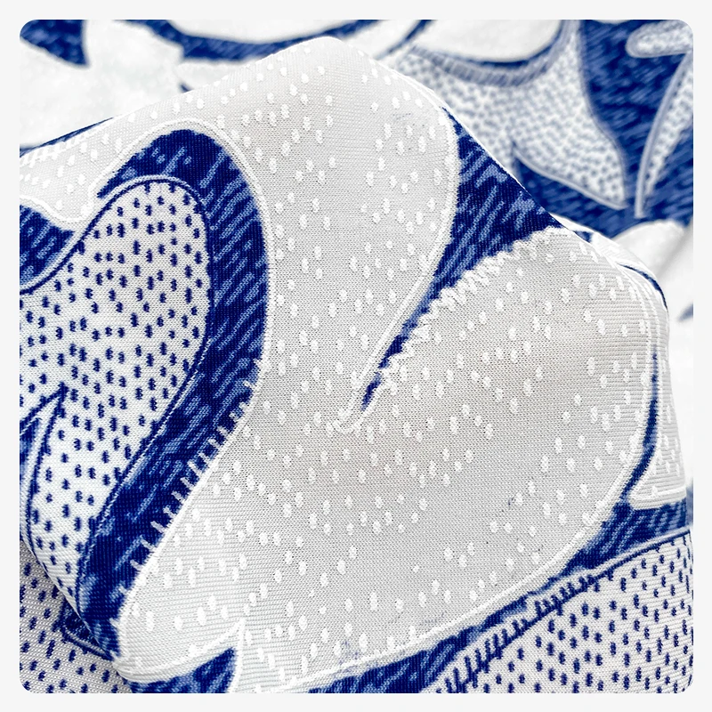 Fabric Factory Custom White and Blue Flower 3D Textured Embossed Polyester Spandex Jacquard Fabric for Garment Dress