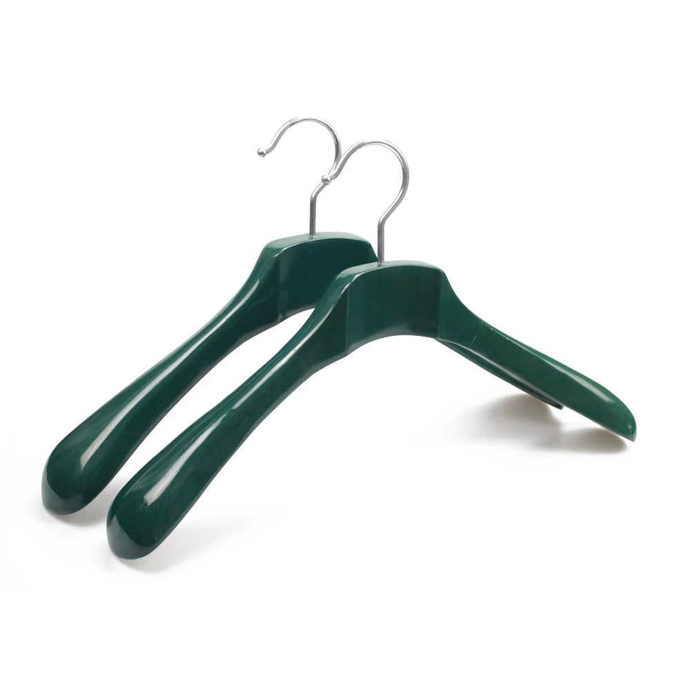 Custom Luxury Extra Wide Antique Custom Wooden Suit Hanger with Bar Round Hanger Wood Multifunctional Display in Shop with Logo