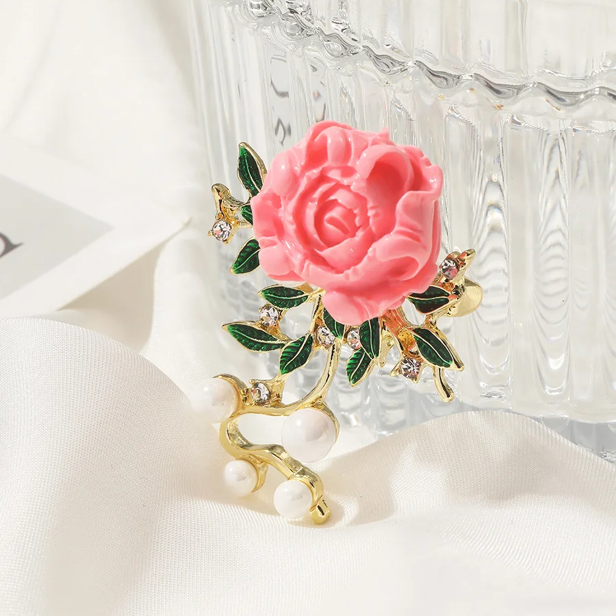 Chinese Style Luxury Pin Personality temperament Drop Oil leaf set diamond pearl Peony brooch Banquet jewelry for women