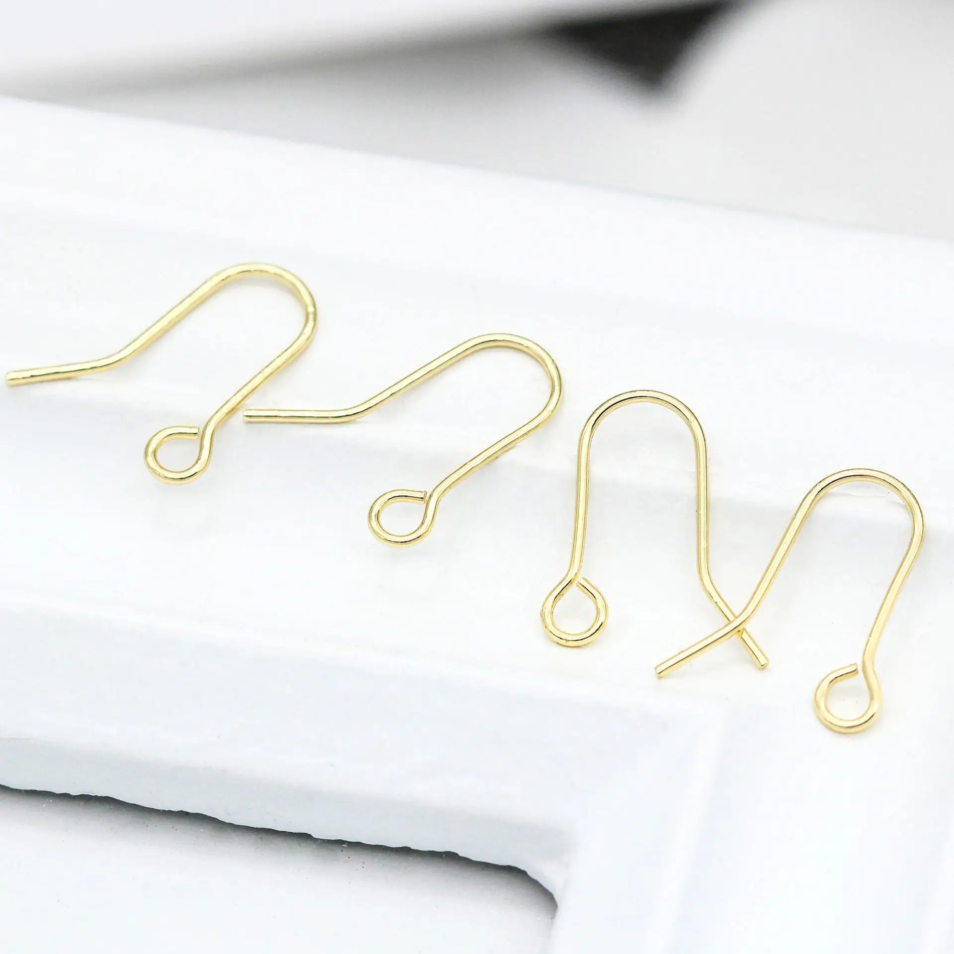 Factory Wholesale 14k Gold Plated Fish Hook Shaped Earrings Hooks