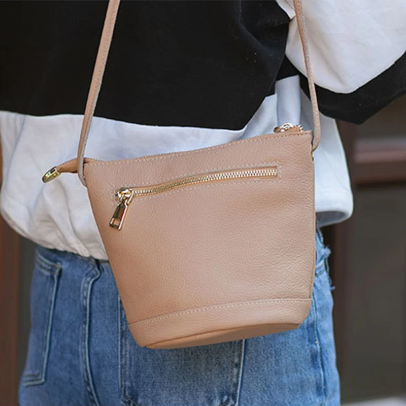 Custom Logo Vintage Women Shoulder Bag Purse Fashion PU Leather Crossbody Bag with Tassel