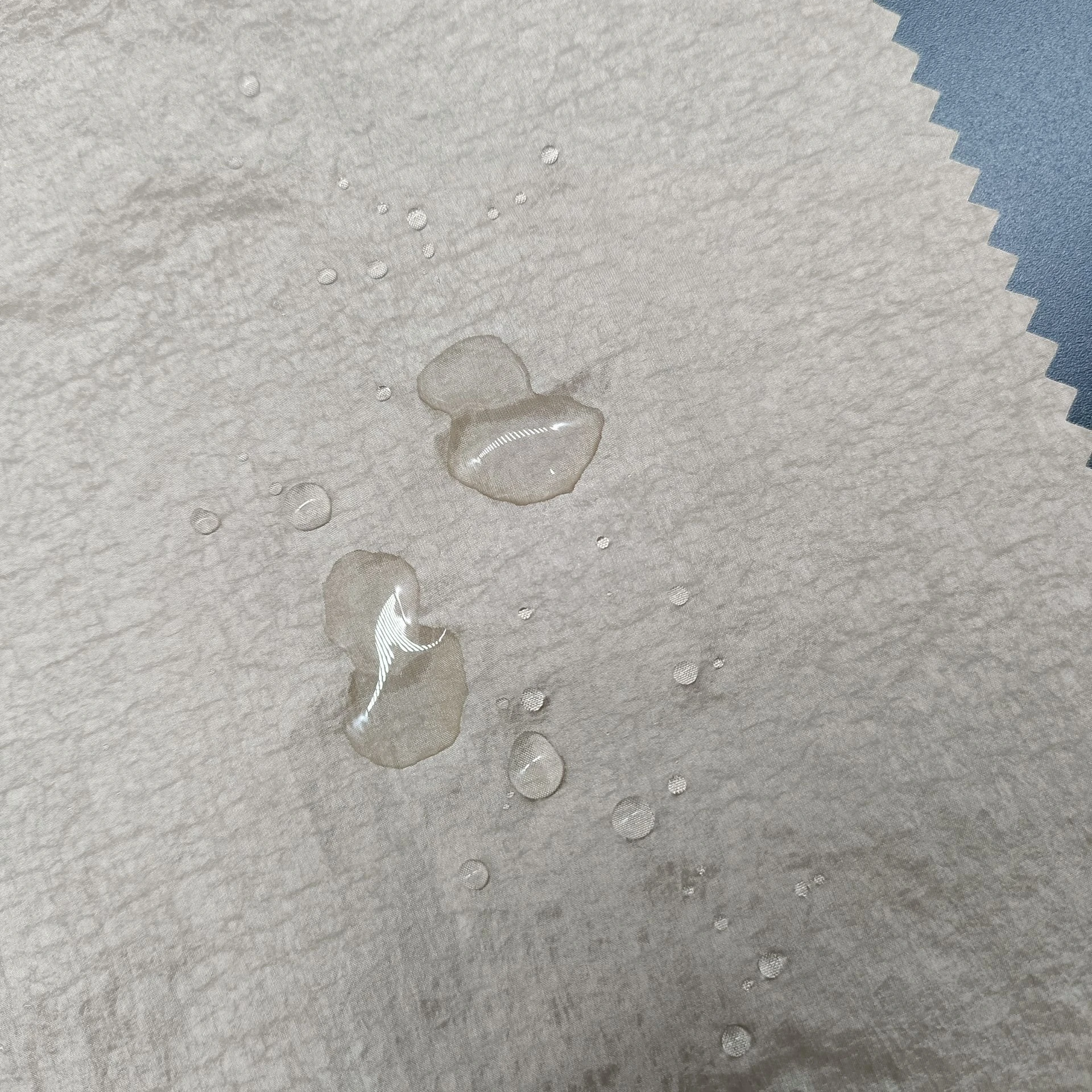 Parachute nylon fabric ripstop nylon fabric waterproof wrinkle fabric for jacket