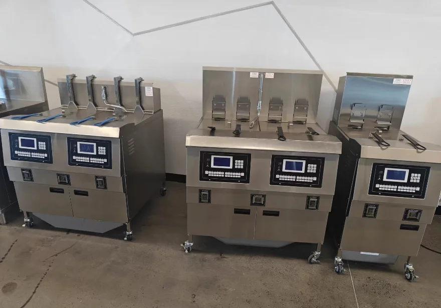 Gas Automatic-lifting basket Deep Fryer/Commercial Open Fryer chicken Fryer Chips Frying Machine with oil Pump for Food Industry