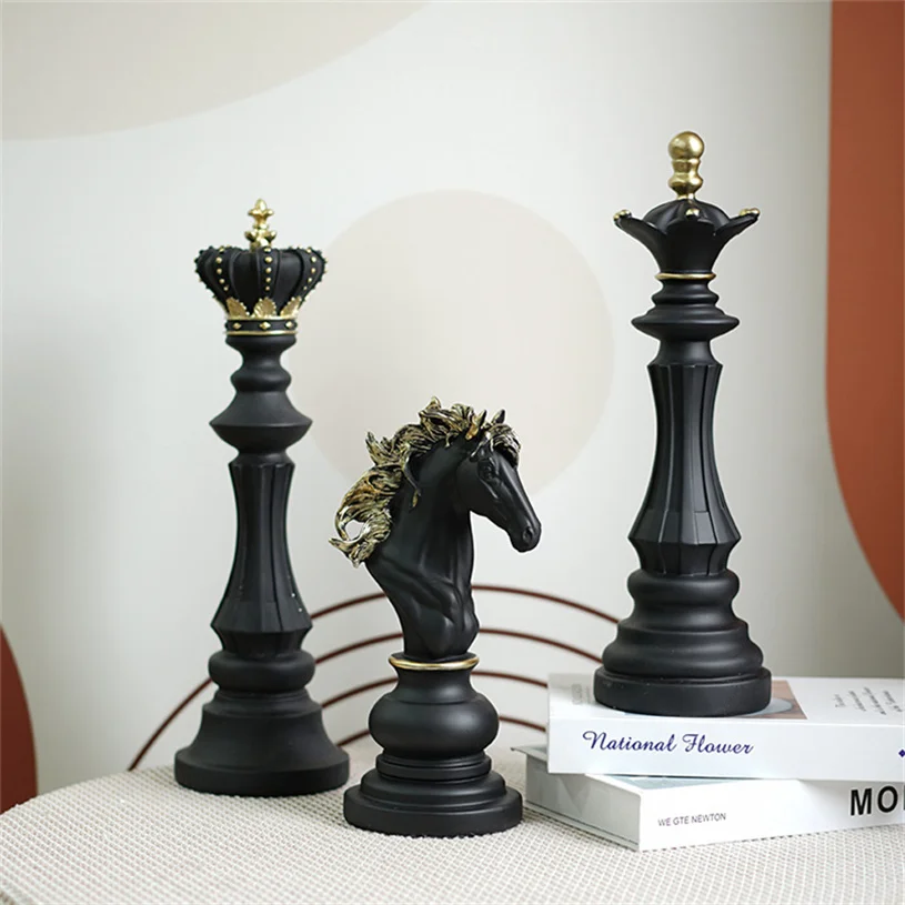 Modern Ornament Resin Craft Chess Set Living Room Home Black White Chess Pieces Model Decor Set Decoration