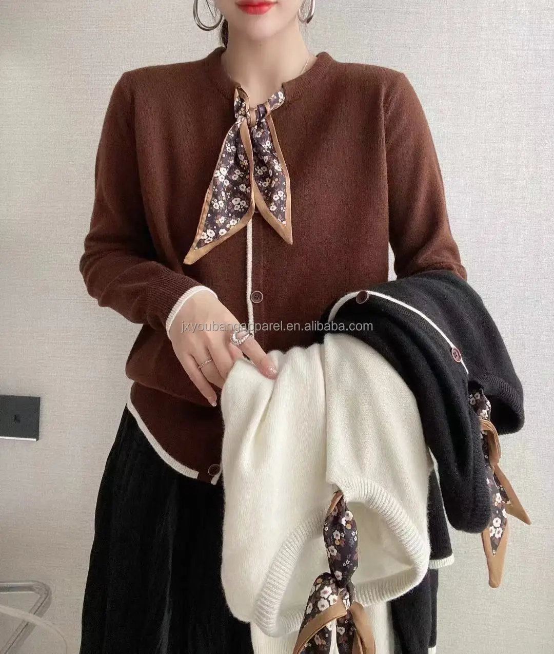 2023 autumn new arrival long sleeve open chest scarves short cardigan solid cable knit women sweater coat