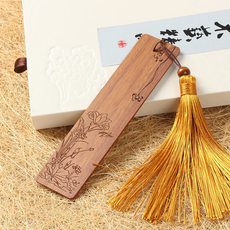 Professional Supply Exporters Exquisitely Carved Solid Wood Chinese Style Wooden Vintage Bookmark