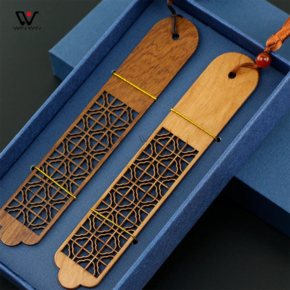 Custom Chinese Style Wooden Bookmarks Hollow Bookmark Bookends For Gifts Chinese Gifts