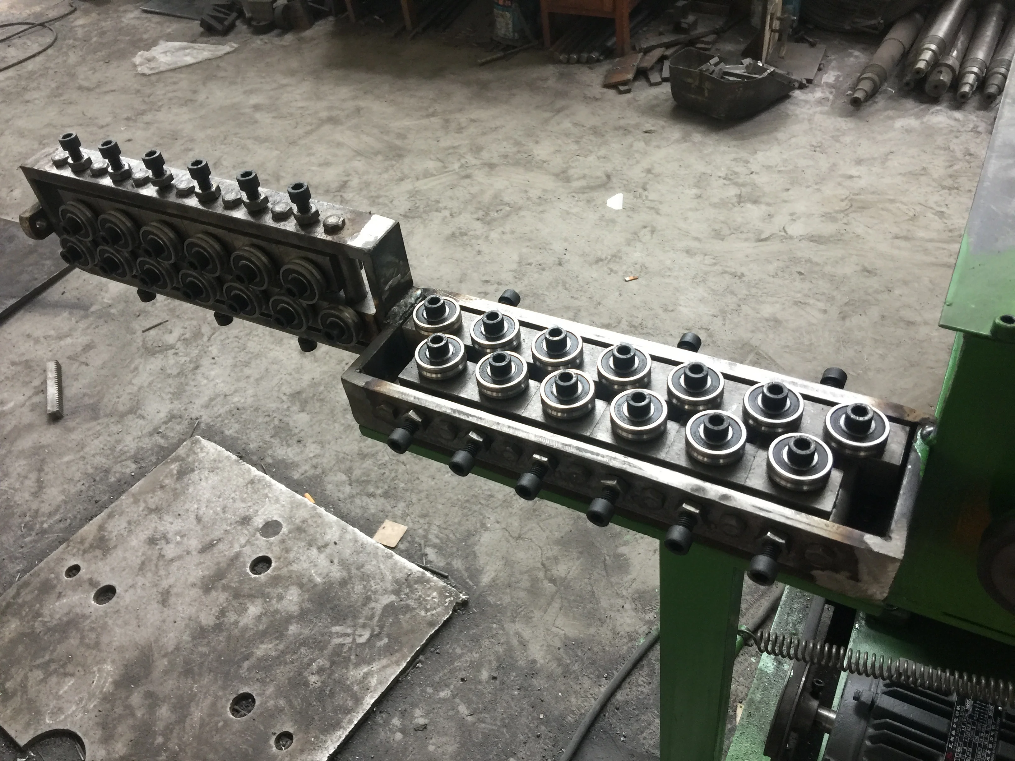 Wire hanger making machine hanger molding machine metal hanger molding machine from original factory