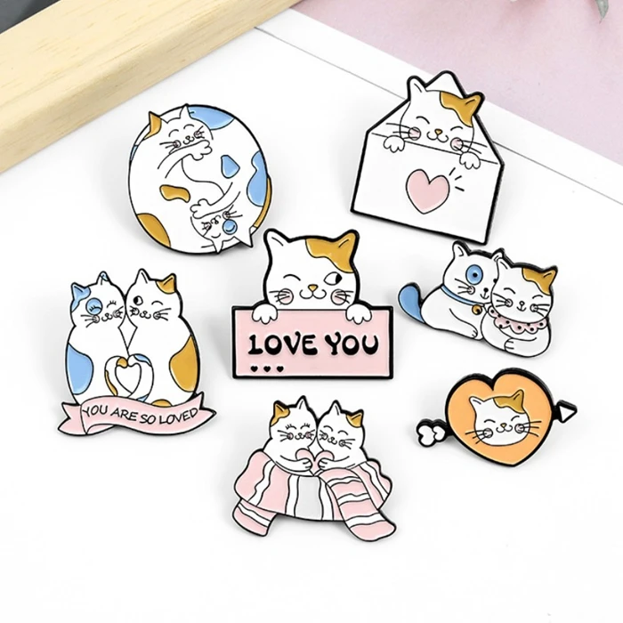 cat cartoon love popular design custom china lapel pins wholesalers