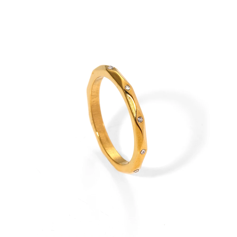 Luxury New Jewelry Arrival Stainless Steel Irregular Carving Nut Shape OVal Cubic Zircon Women Rings