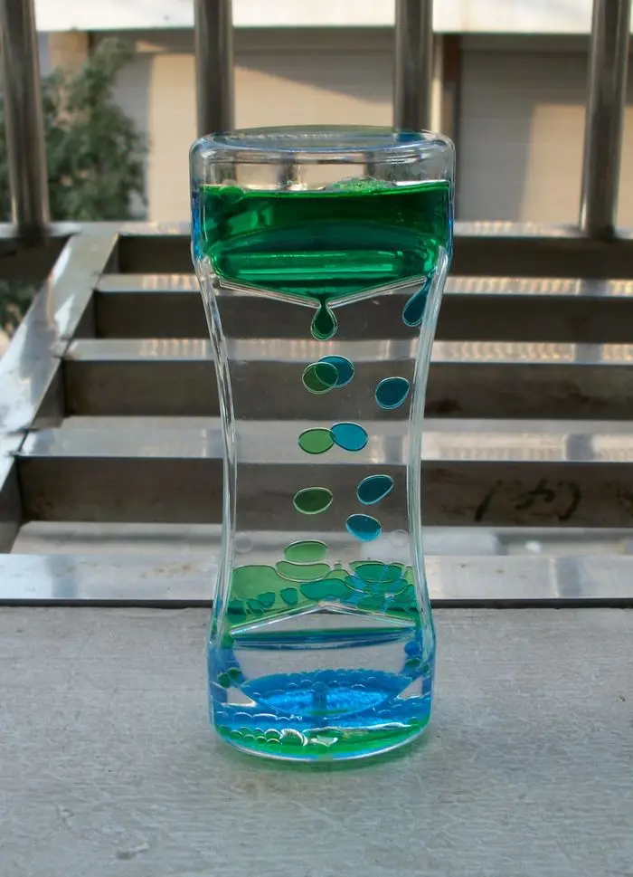 Liquid Motion Bubbler Timer for Sensory /Fidget Toy, Children Activity, Calm Relaxing Desk /Anxiety/Autism Toys