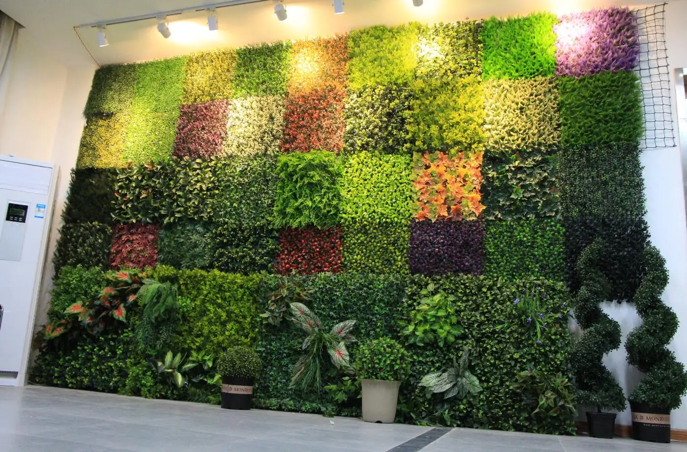 JS Artificial Plant Wall Panel Green Material Exterior Interior Wall Stone Tiles Artificial Grass Wall for Vertical Garden Home