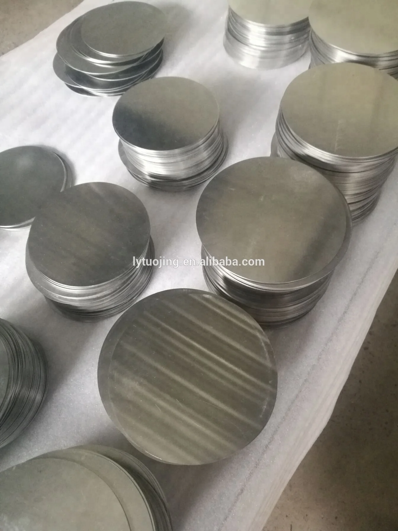 pure molybdenum Mo disc/round