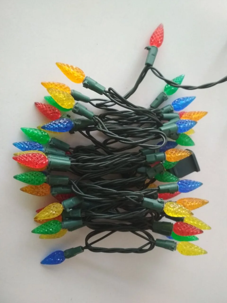 UL/CSA 70L Faceted C6 LED Outdoor Christmas Rubber Cable LED String Lights