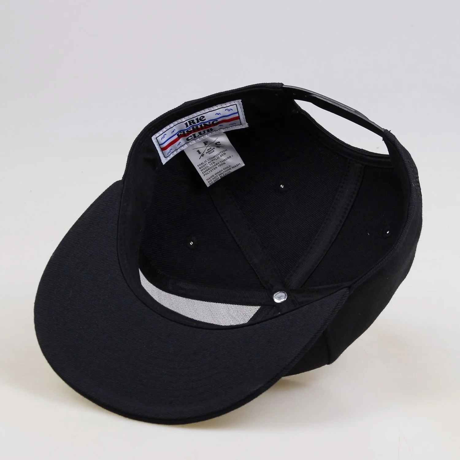 Classic Yupoong Style 80% Acrylic 20% Wool 6 Panel Black Snapback Cap 3D Embroidery Custom