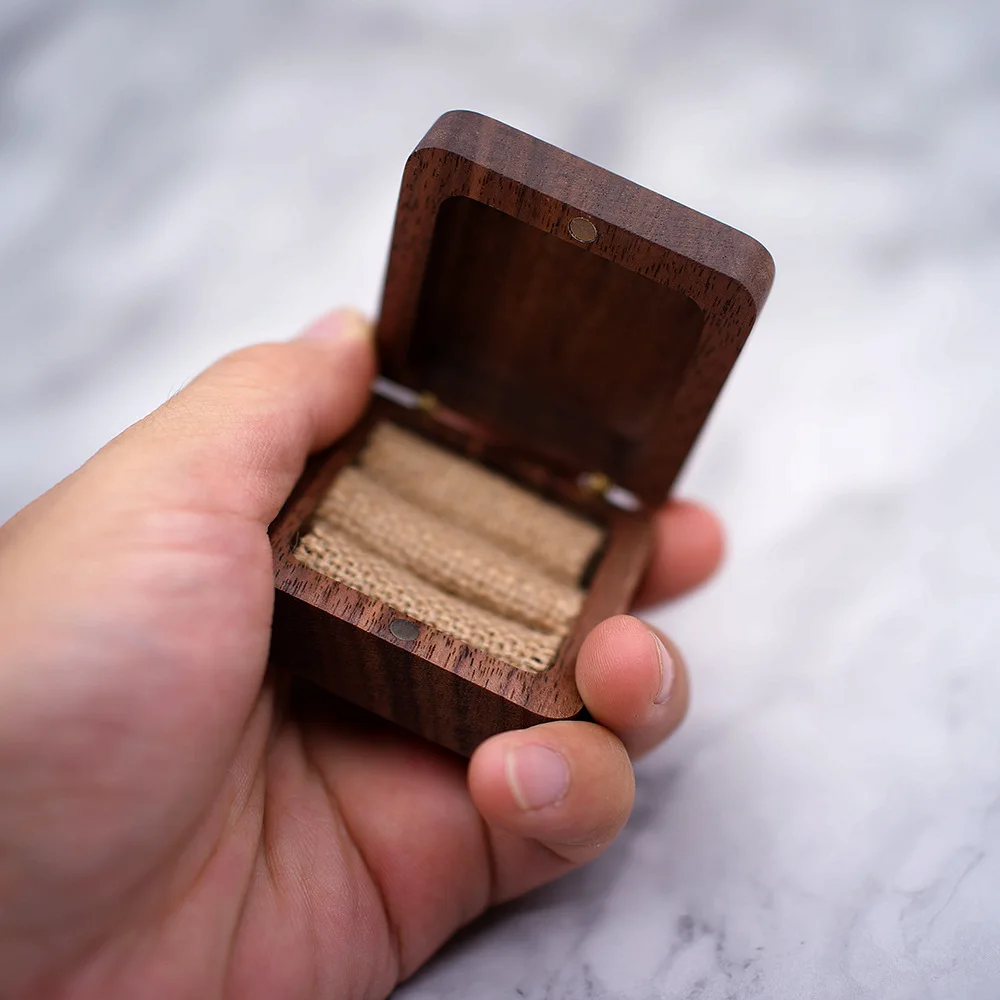 Luxury Jewelry Gift Packaging Box Wedding Ring Case Organizer Customized Logo Natural Walnut Earring Wooden Rings Box