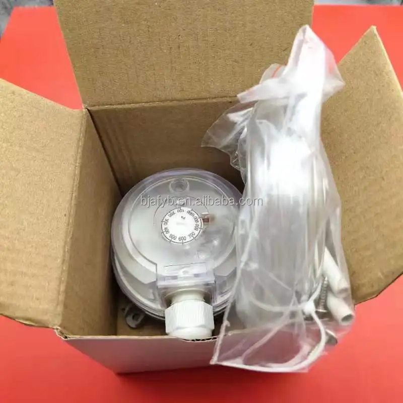 20 - 300Pa IP54 6.3mm x 0.8 blade differential pressure switch