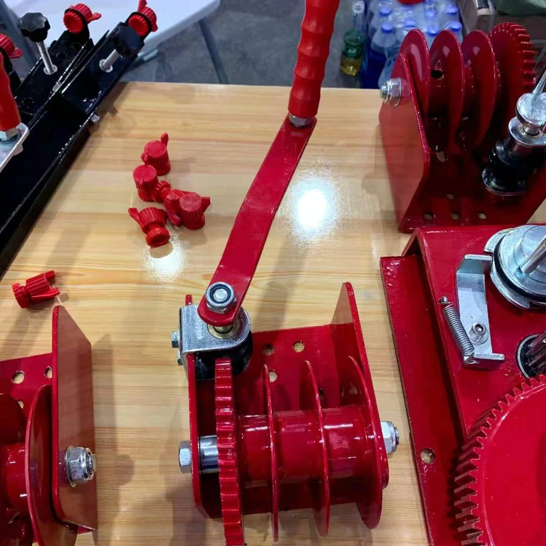poultry manual hand winch automatic poultry farm winch system Widely used for chicken broiler drinking line