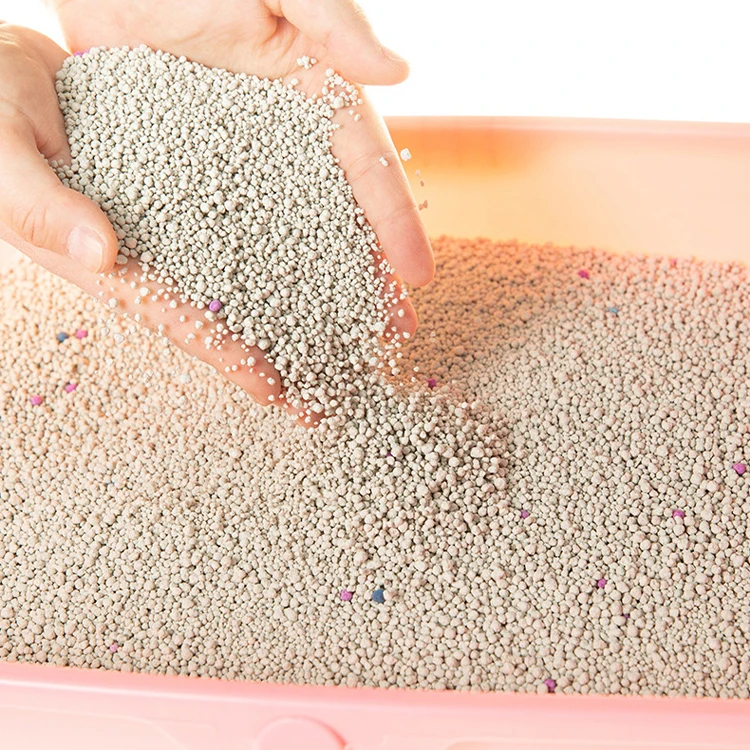 Premium Clumping Cat Litter Ultra 99.9% Dust-Free Low Tracking Hard Clumping Superior Odor Control Bentonite Cat Litter