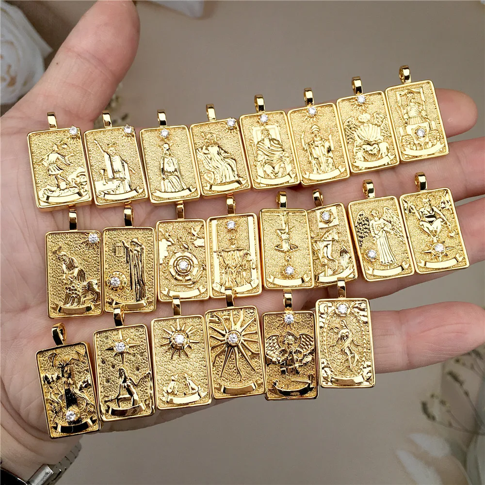 Hot Sale Punk Hip Hop Rock Gold Plated Chain Necklaces Mystic Tarot Card Pendant Necklace For Men And Women