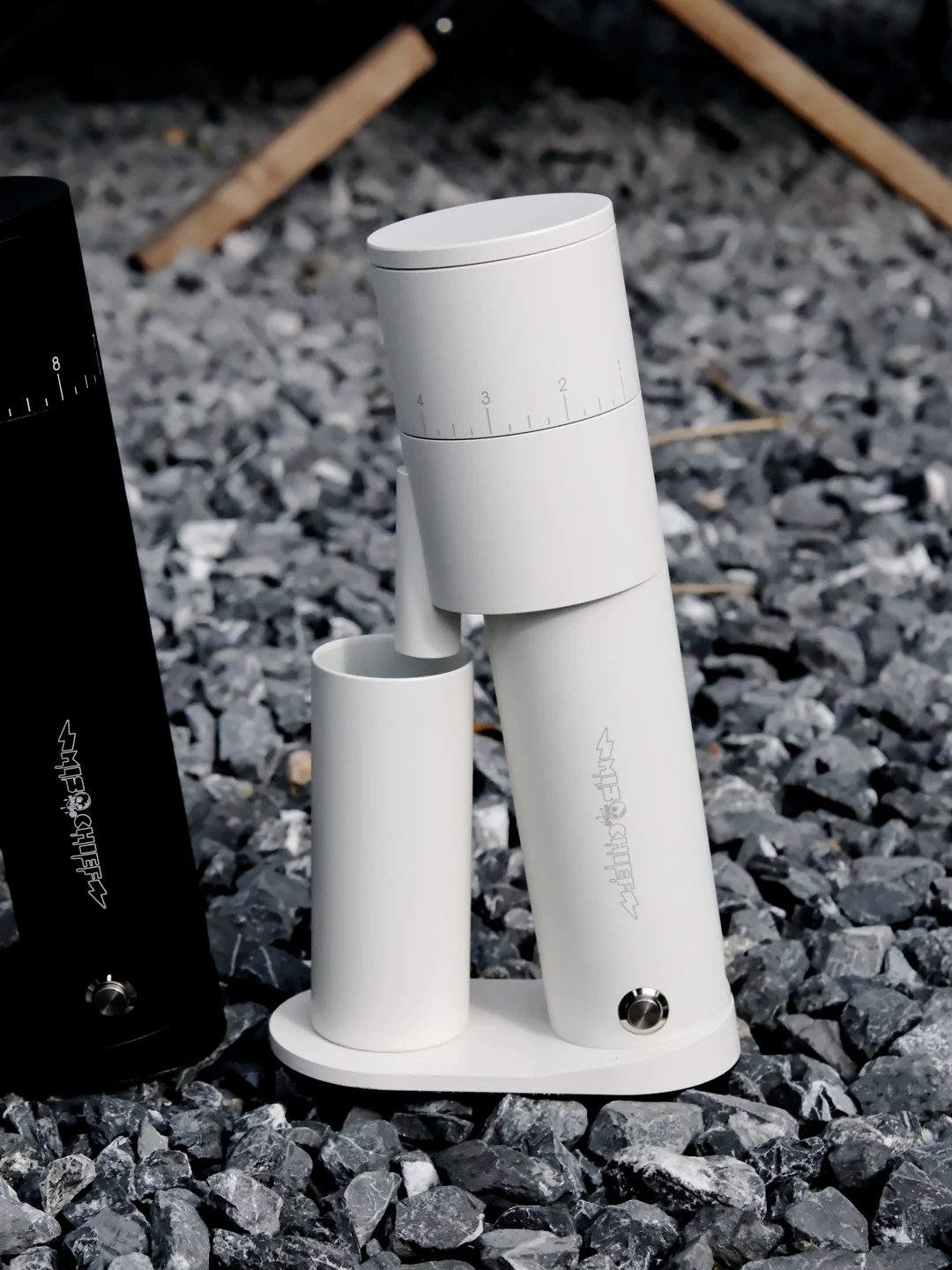 Mischief Workshop White Electric Coffee Grinder 38mm Burr Household Coffee Bean Grinder Coffee Miller Grinder Espresso