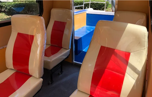 New product fiberglass high speed outboard Sport Yacht 4 person fishing speed boat 40-60HP engine with speed 50-55km/h