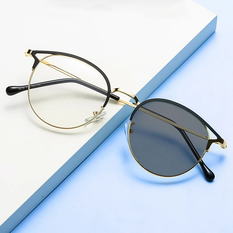 Frame Glasses Light Glasses 2022 Fashion Myopia Frames Optical Frames Flat Glasses Blue Photochromic Cat Eye Metal 2023 New PC