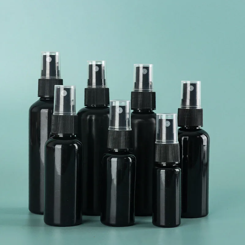 Stock 20ml30ml50ml60ml100mlPET Round fine mist spray bottle Plastic container packed Black cosmetics Custom logo pump sprayer