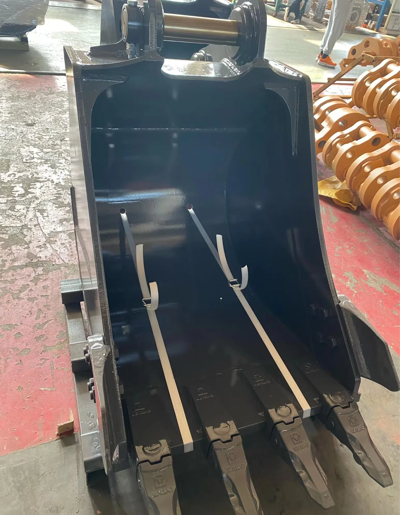 Excavator hydraulic bucket can be customized and equipped with required accessories excavator bucket hydraulic bucket jcb