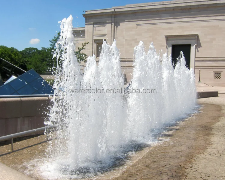 Маленький простой декоративный садовый фонтан для украшения интерьера и улицы
