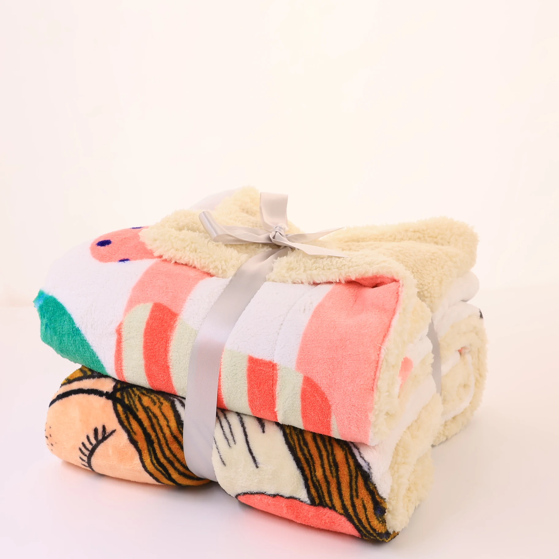 Warm Sherpa Fleece Christmas Blanket with Custom Size and Logo Soft Printed Winter Blankets