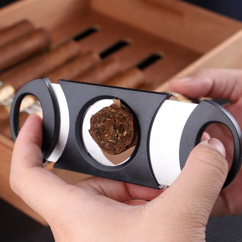 2024 new design hot sale colorful luxury custom Logo plastic cigar cutter black cigar lighter with built in cigar cutter