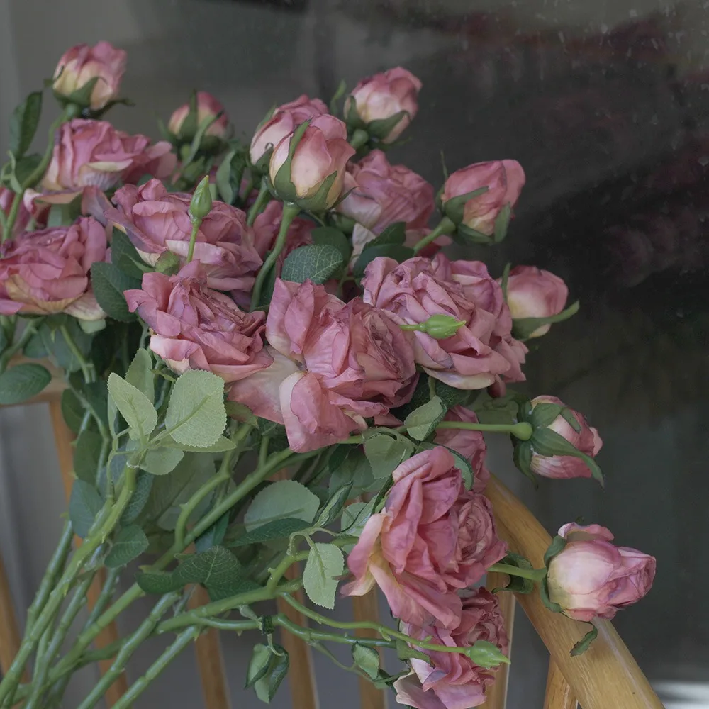 Antique Real Touch Artificial Flowers and Plants Dried Silk Cloth Rose Bouquet for Christmas Decorations