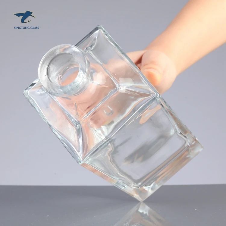 750ml 1 Liter  Vodka Whiskey Rum Gin Red Liquor Glass Bottle With Logo