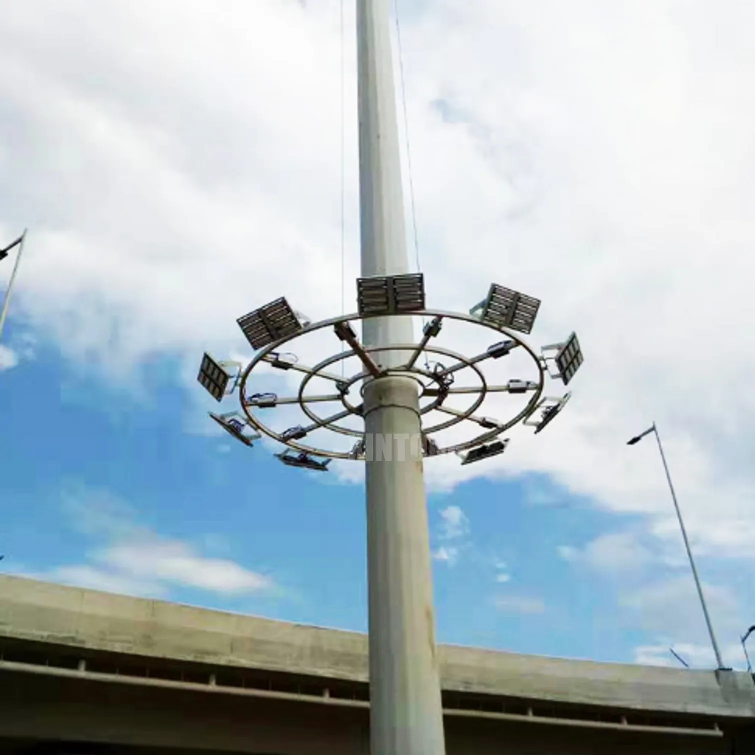 15m to 18m high mast steel galvanized street light pole