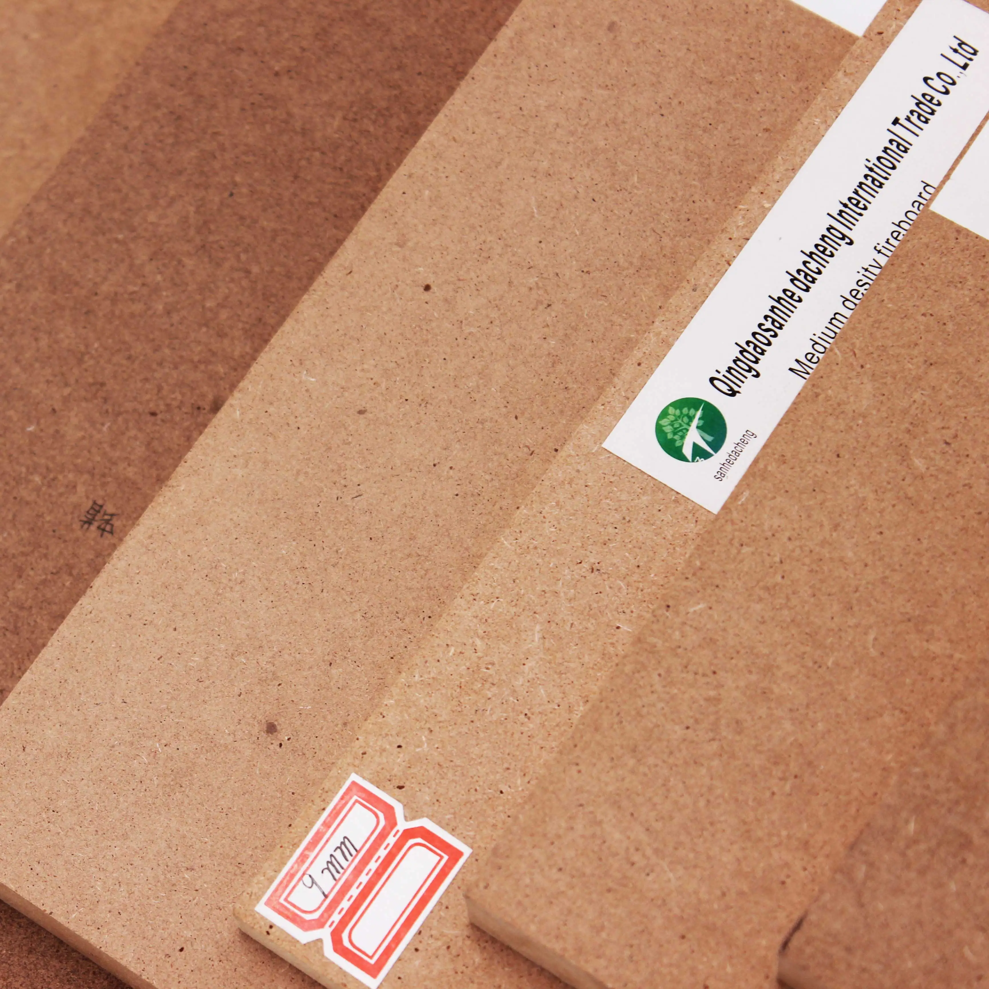 1.6mm 1.9mm sheet mdf solid wood material boards panel mdf board 16mm prices