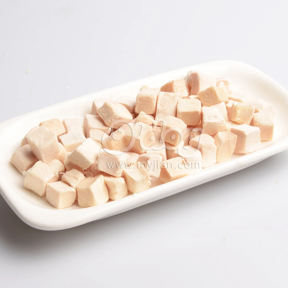 Natural freeze-dried chicken cubes new cat treats freeze dried cat treats snacks