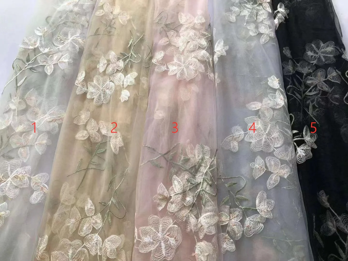 2024 wholesales lightweight 3D flower pink embroidery lace fabric net tulle for bridal dress flower bridal wedding lace