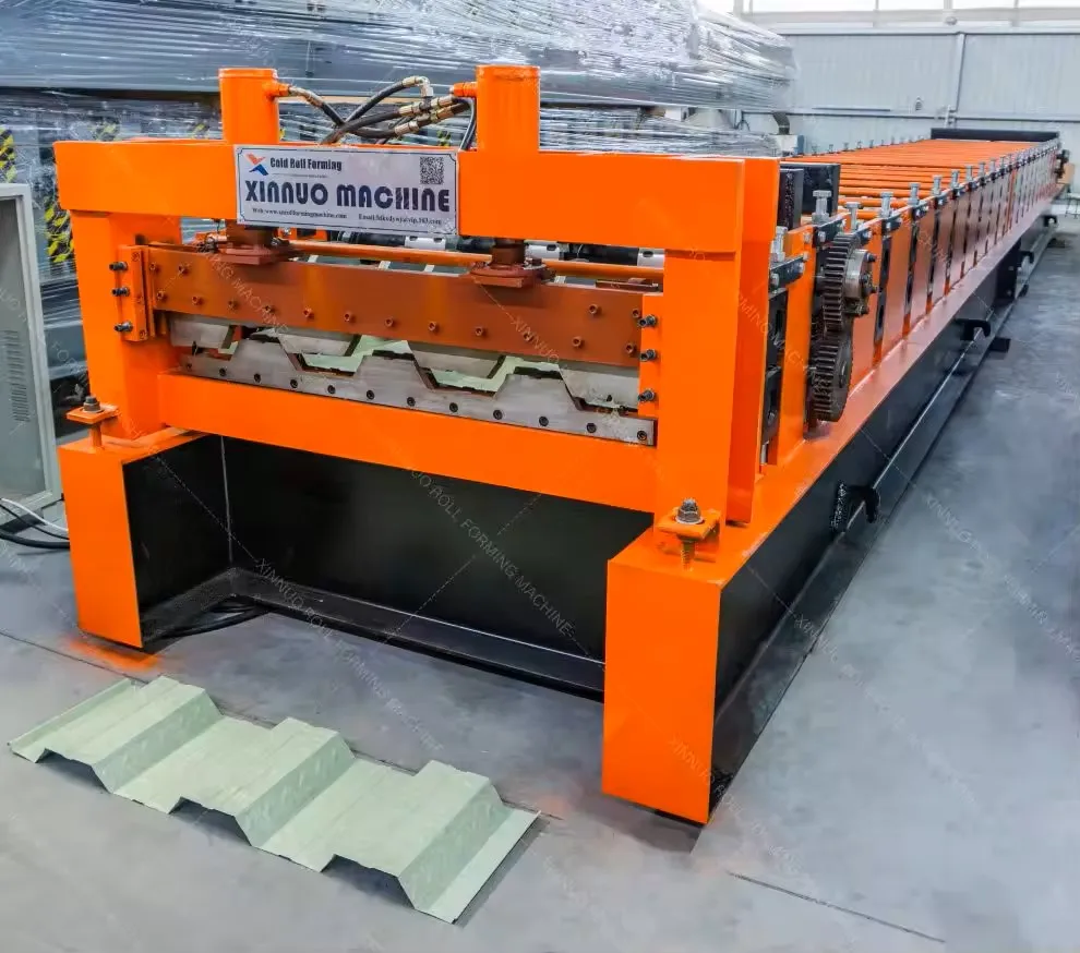 Building decking roll forming appliance for floor deck