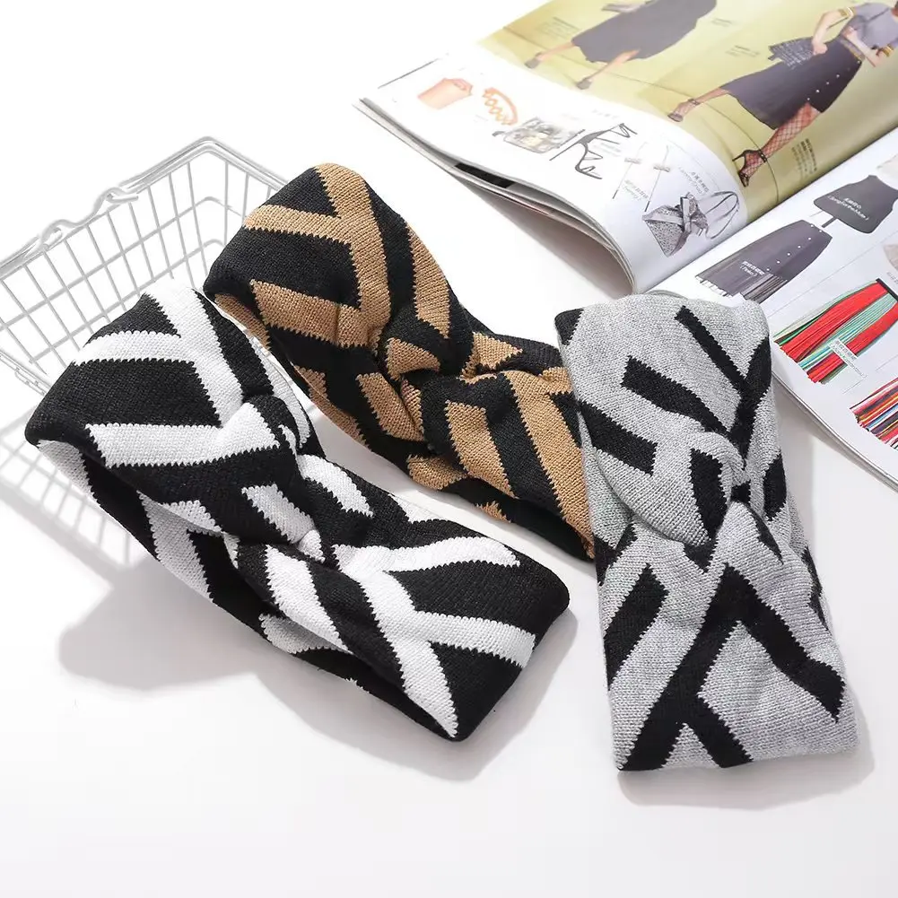 Qianjin Korean Version All-Match Knitted Headband Retro Fashion Striped Autumn Winter Outings Wholesale Wide-Edged Hairbands