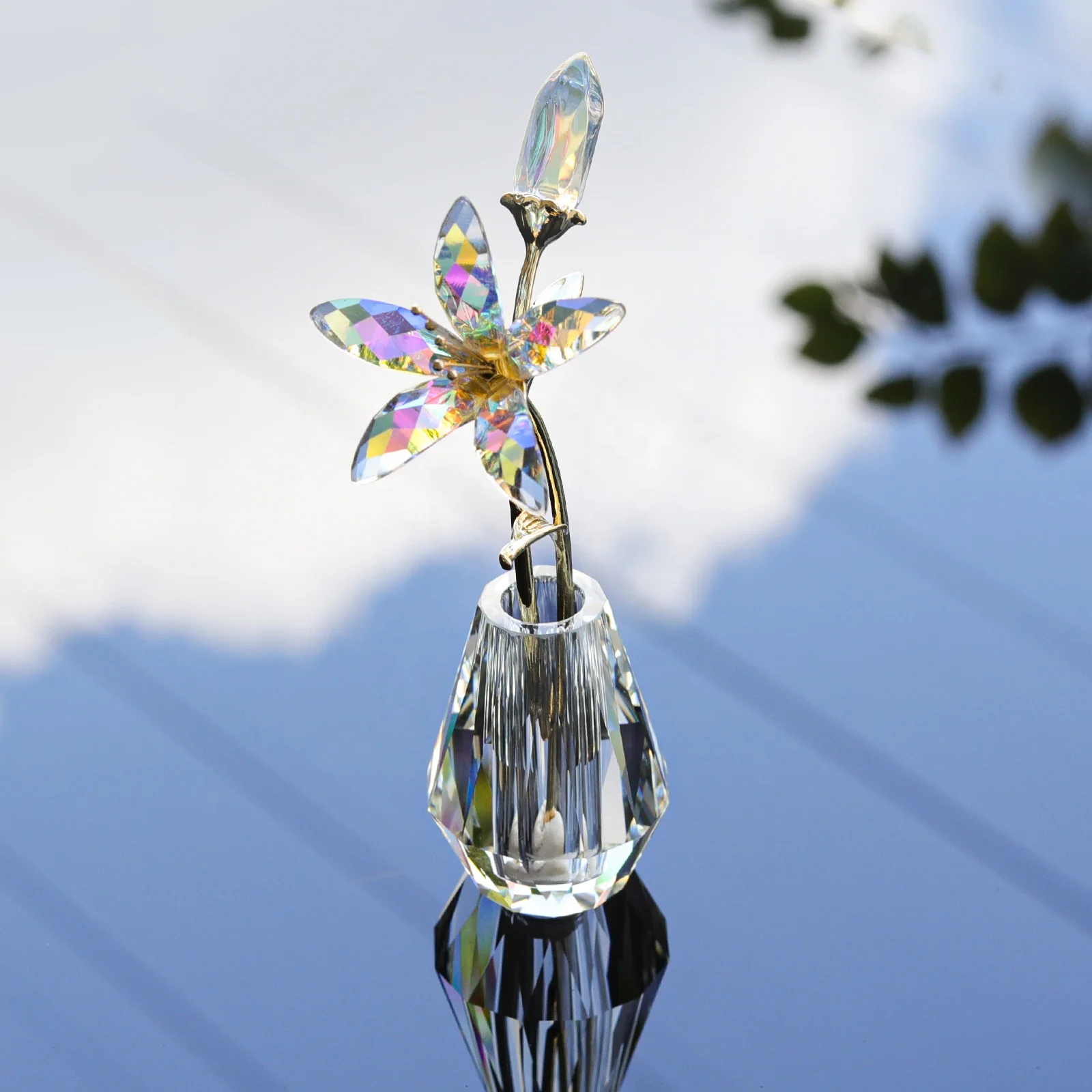LONGWIN Crystal Artifical Lily Flowers with Crystal Vase - AB coating Crystal Collectible Figurines Gift  for Mothers Day