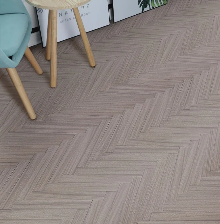UV lacquered A grade 18x64x450mm Solid Okan herringbone hardwood flooring