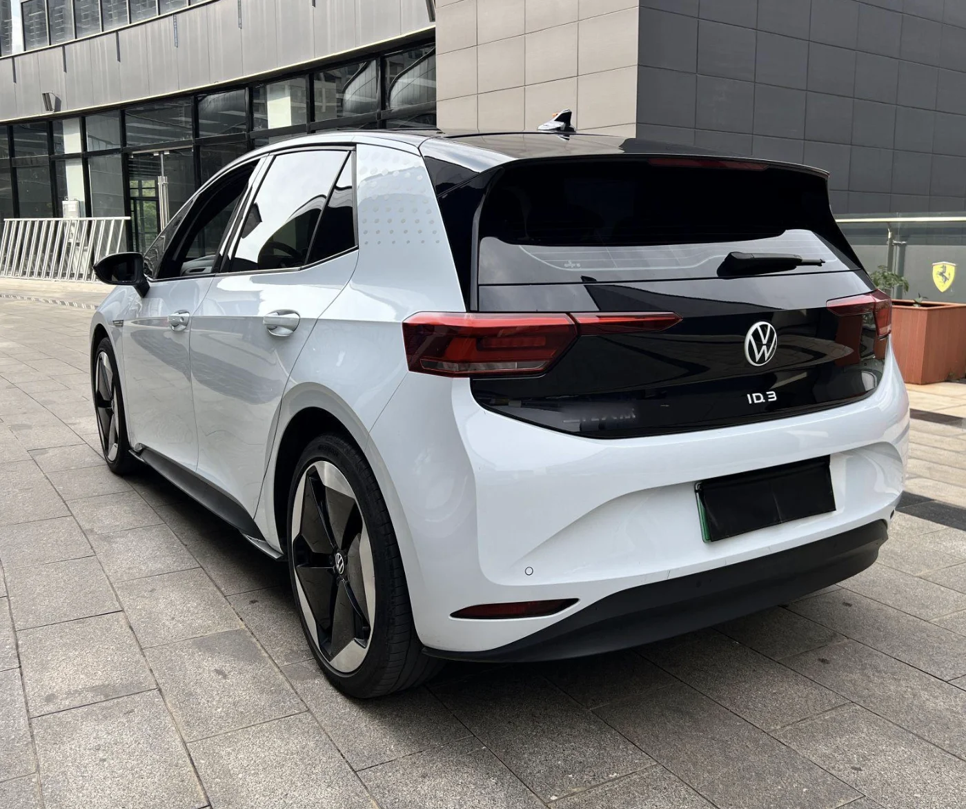 2021 Volkswagen ID.3 Pro Extreme Intelligence Edition б/у седан с высокой производительностью безупречным качеством и эффективностью