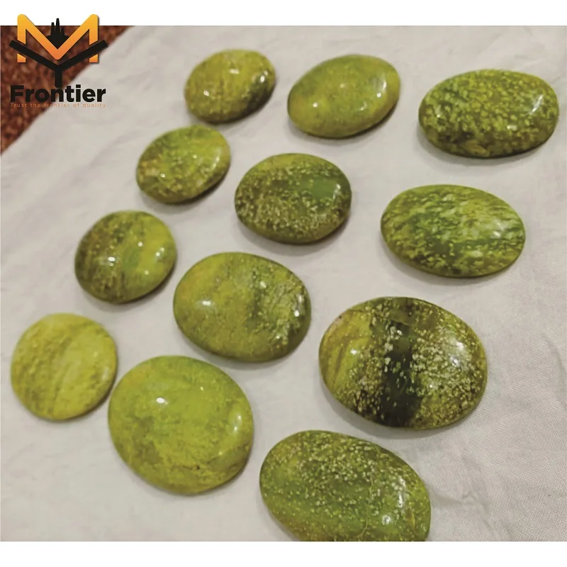  Натуральные змеиные ручная работа полированные ОЕМ Кристаллы из пакистанского хрусталя