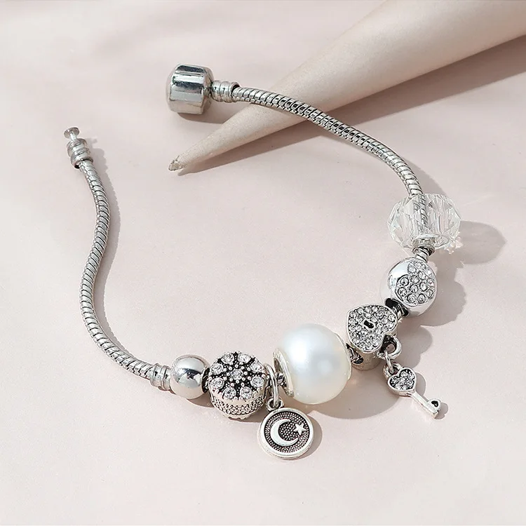DIY Bracelet Jewelry Big Hole Beaded Beaded Key Pendant Bracelet Glass Beads Heart Shaped Lock Charm Bracelet Women