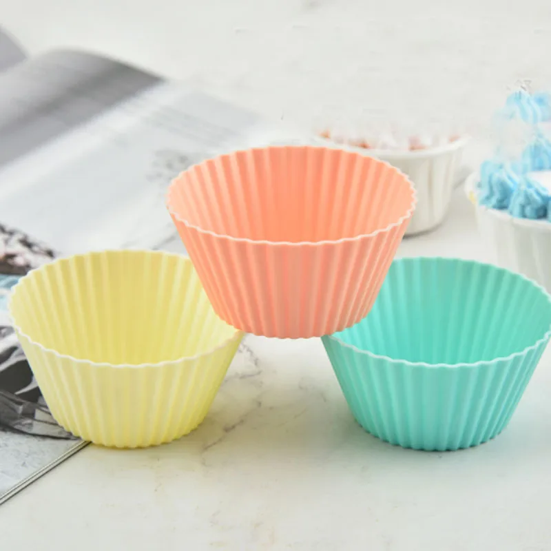 Hot Sale Reusable Mini Silicone Baking Cups OEM Color Accept Silicone Baking Cake Muffins Molds