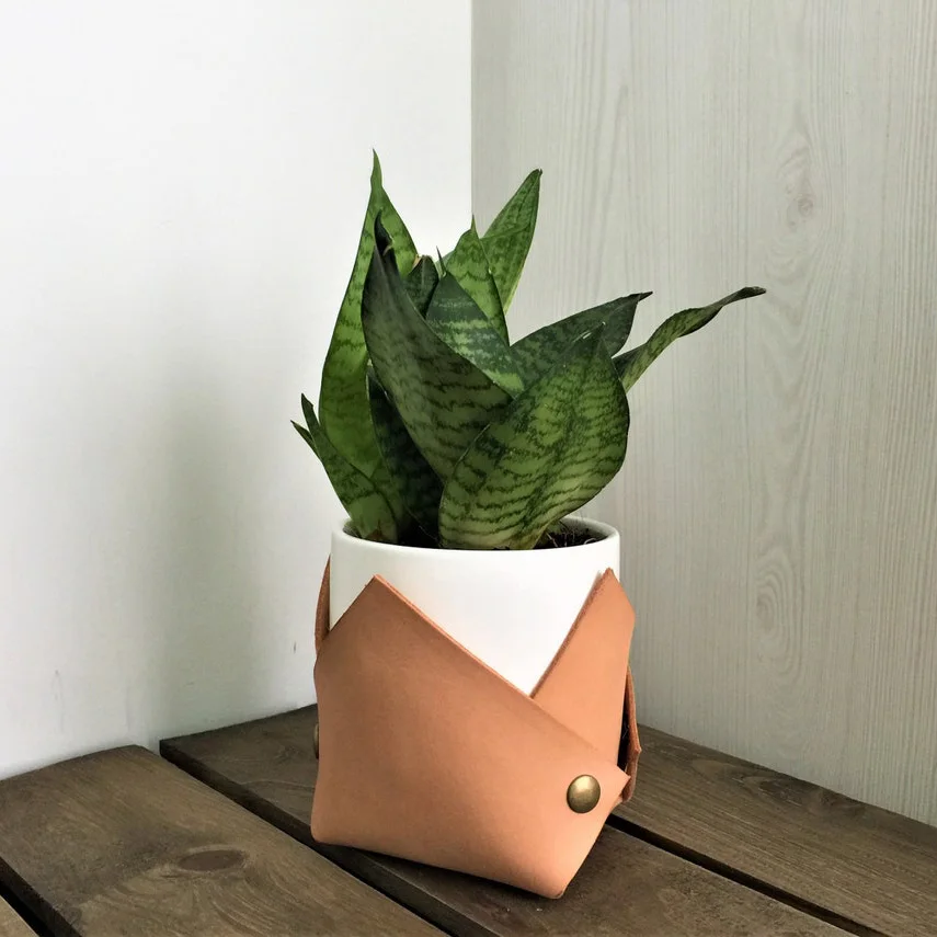 Leather plant pot home decorate desktop organizer leather folding indoor plant holder housewarming gift plant holder