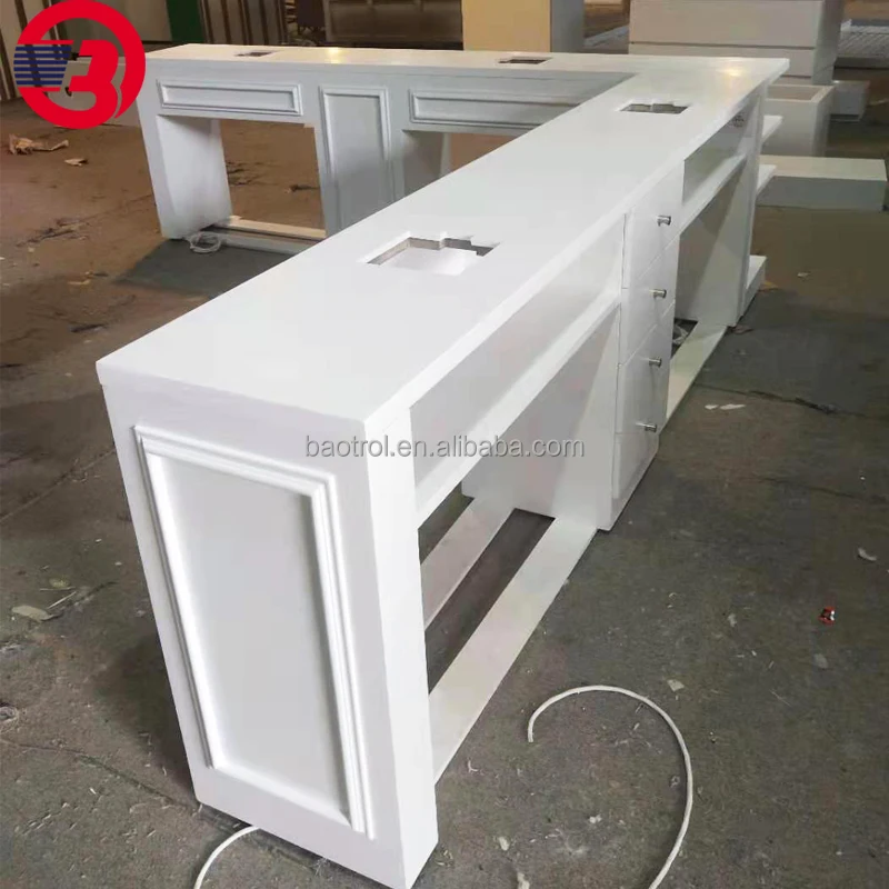 Pure White Luxury Solid Surface  Nail Salon Furniture Manicure Table with Dust Collector