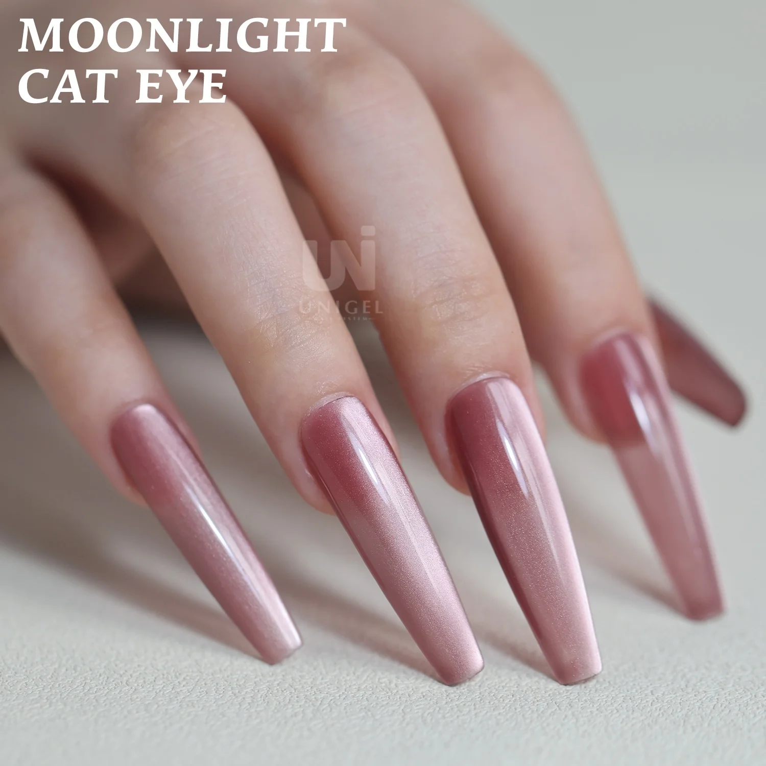 Unigel OEM/ODM Reflective Sparkle Shimmer Magnetic Moonlight Cat Eye Gel Polish for Nail Vendors